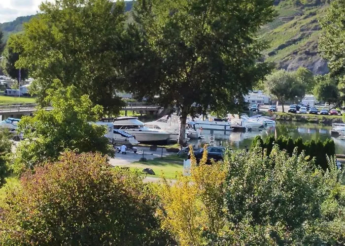 アパート Haus-born-simon トライス・カーデン